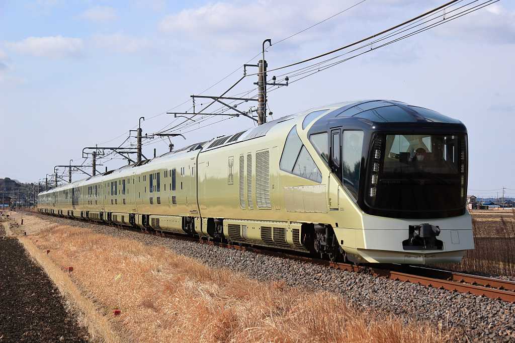 JR東日本E001系電車「四季島」